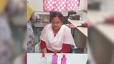 Mahabubabad SDM Caught accepting bribe by Telangana ACB