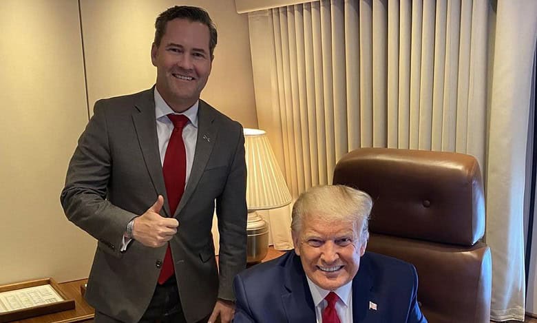 Mike waltz with Donald trump