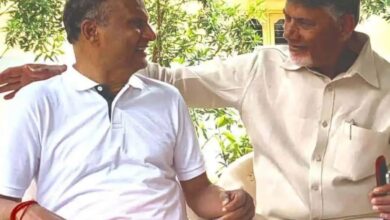 TDP supremo N Chandrababu Naidu's younger brother N Ramamurthy Naidu passes away on Saturday.