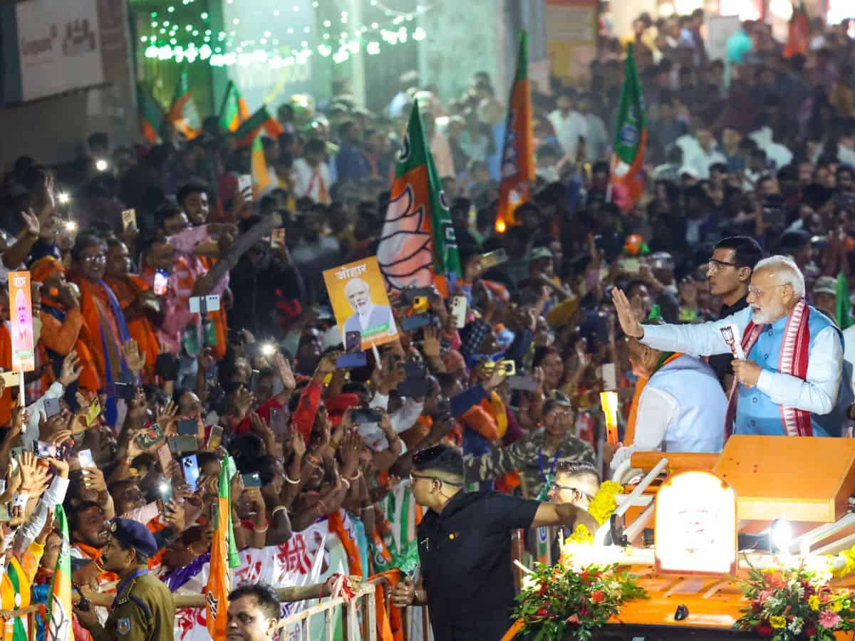 PM modi in Jharkhand roadshow