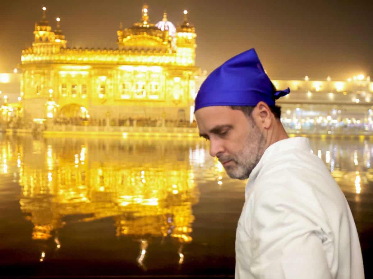 Rahul Gandhi at Golden temple