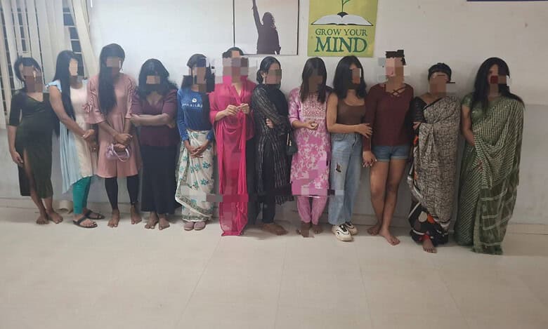 Hyderabad: Transgenders arrested for creating nuisance in Nanakramguda