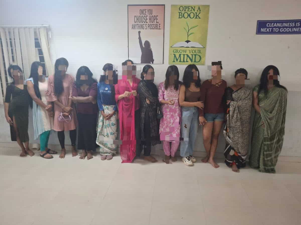 Hyderabad: Transgenders arrested for creating nuisance in Nanakramguda