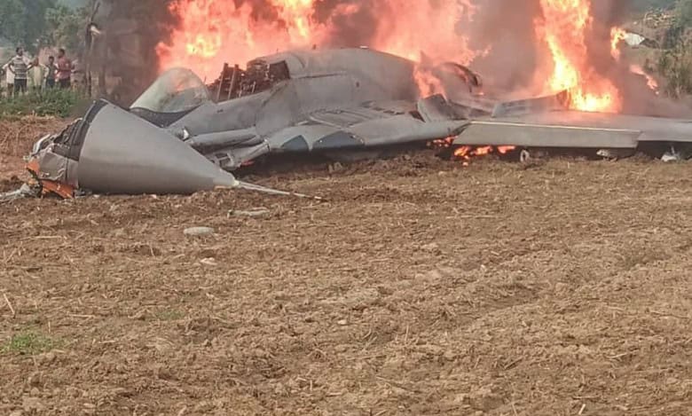 MiG-29 fighter jet crashes near Agra, no casualties
