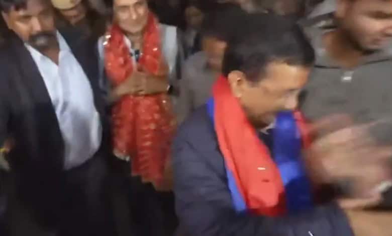 Arvind Kejriwal attacked