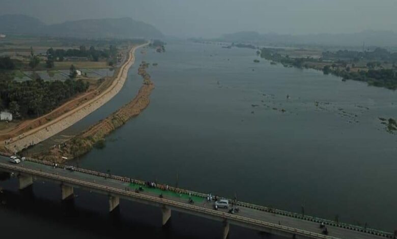 Telangana govt sanctions 4696 houses for Mid Manair reservoir project oustees