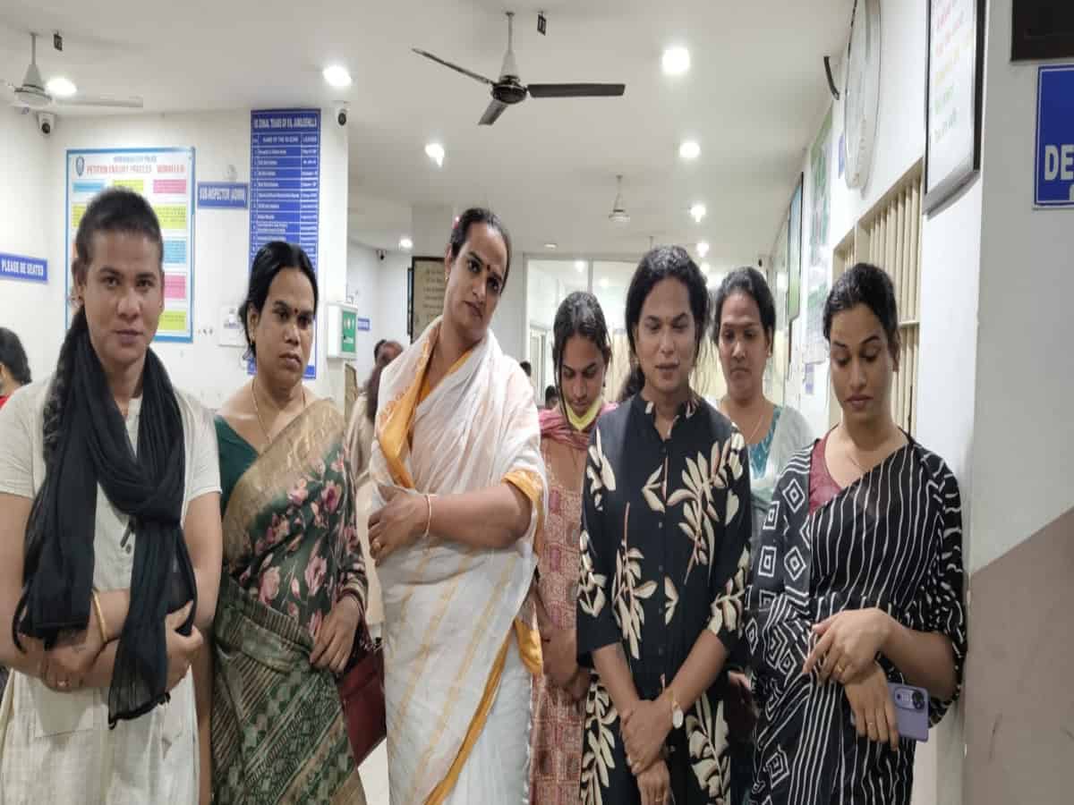 Seven transgenders arrested for extortion in Hyderabad
