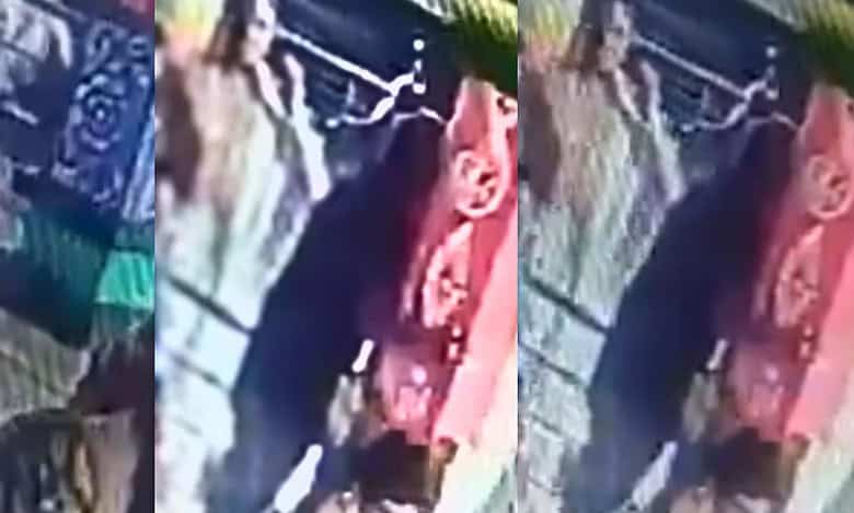 Man dies of heart attack at temple in Hyderabad