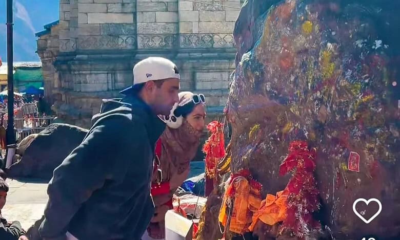 Sara Ali Khan's photo with rumoured BF from Kedarnath temple goes viral