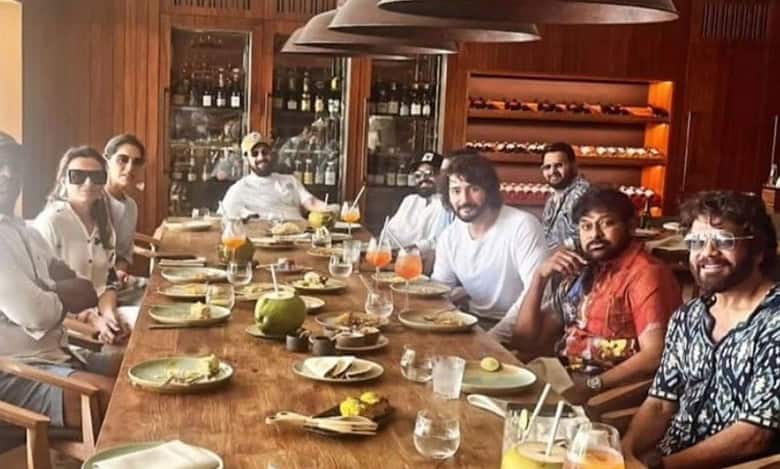 Tollywood's BIG actors party in Maldives, photo trends online