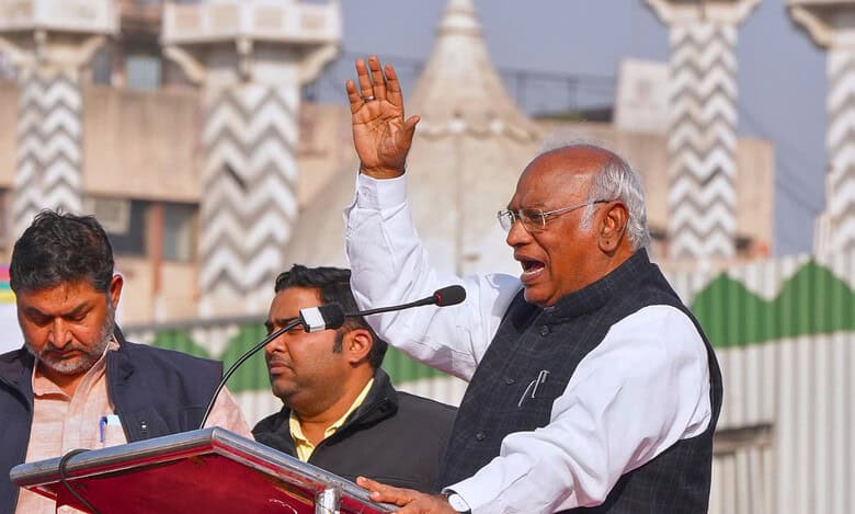 AICC President Mallikarjun Kharge Speaking at Samvidhan Bachao maha rally at Ramleela Maidan in Delhi