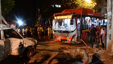 Bus accident in Mumbai