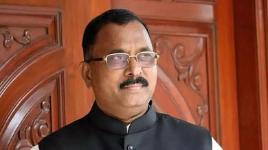 Congress MP Mallu Ravi demands Bharat Ratna for former prime minister Dr Manmohan Singh.