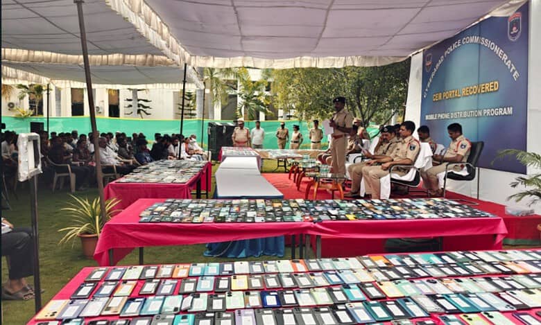 Cyberabad police recover 1,100 stolen, lost phones worth Rs 3.30 cr