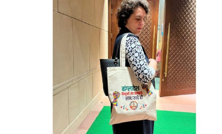 Congress MPs show solidarity with Bangladeshi minorities wearing handbags