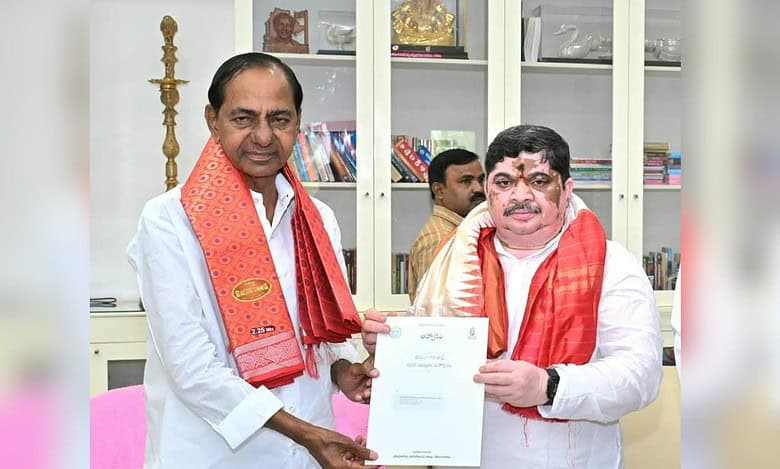 Telangana Thalli statue inauguration: Ponnam invites Guv, KCR, Kishan Reddy