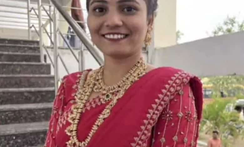 Degree student dies by suicide after being unable to bear harassment by a man in Jawahar Nagar on Wednesday.