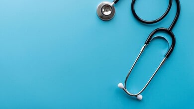 Doctor-raid-medicine