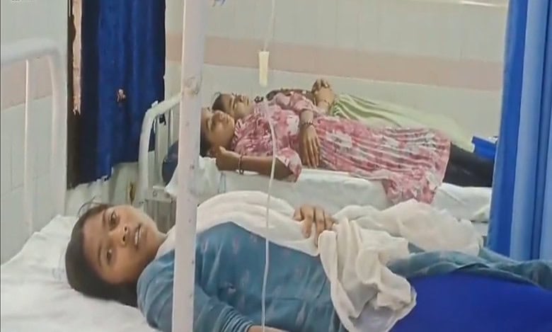 Video: Telangana students hospitalised due to food poisoning in Vikarabad