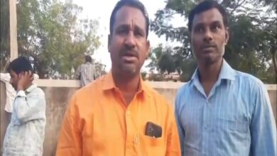 Video: Parents withdraw students from govt school in Telangana