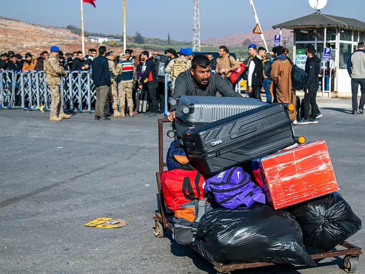 Turkey takes additional measures at border gates to facilitate Syrians' return