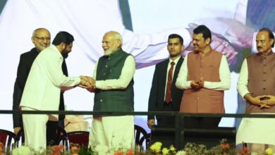 Fadnavis takes oath as Maharashtra CM