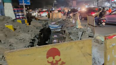 Hyderabad: Civic work near Mehdipatnam causes traffic congestion