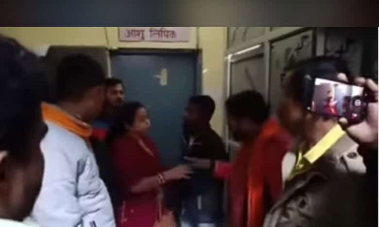 Hindutva memebers harass interfaith couple
