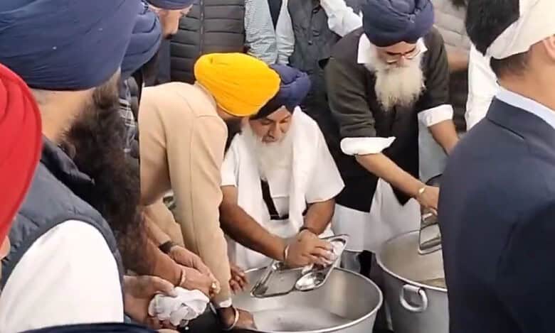 Day after attack, Sukhbir Badal performs ‘sewa’ at Takht Kesgarh Sahib in Punjab