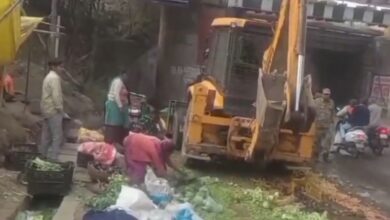 UP municipal bulldozes 40 vegetable shops, sparks protests