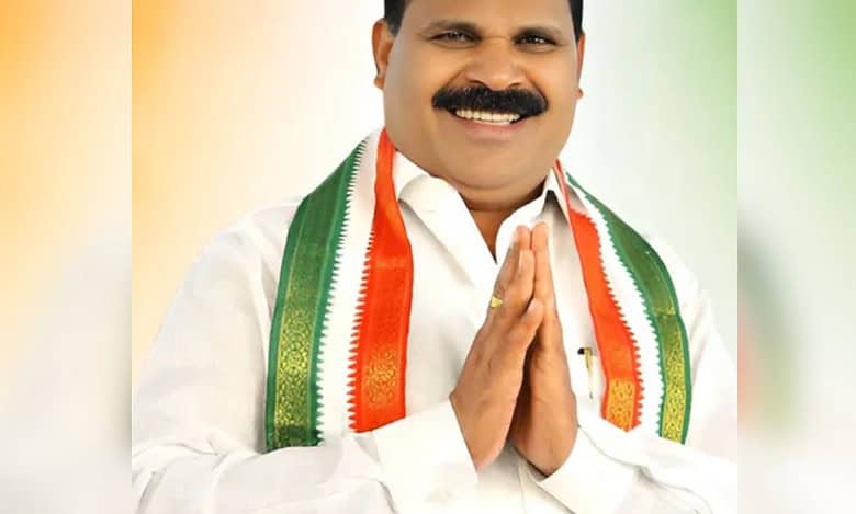 Telangana: Shadnagar Congress MLA Shankaraiah threatens to attack Velamas
