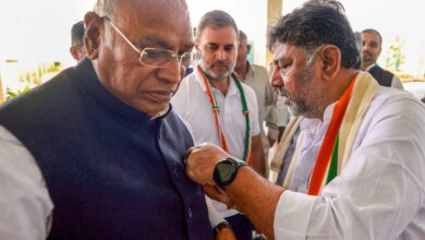 Photos: Rahul Gandhi, Kharge arrive in Belagavi