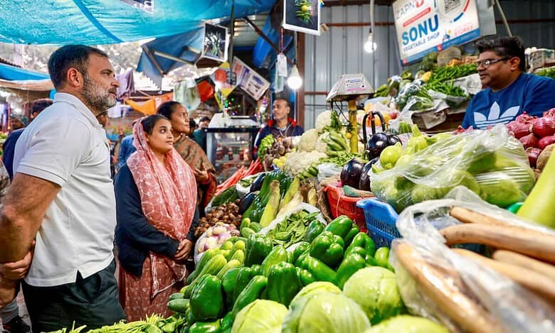 Rahul Gandhi visits vegetable market in New Delhi