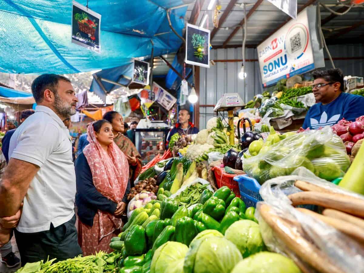 Rahul Gandhi visits vegetable market in New Delhi