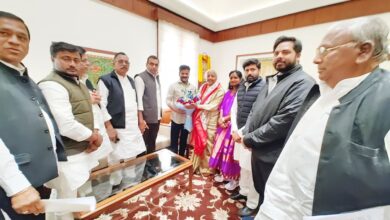 Telangana CM meets 3 Union mins, presents lists of demands
