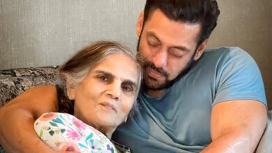 Salman shares adorable video of 'Mother India' Salma Khan dancing