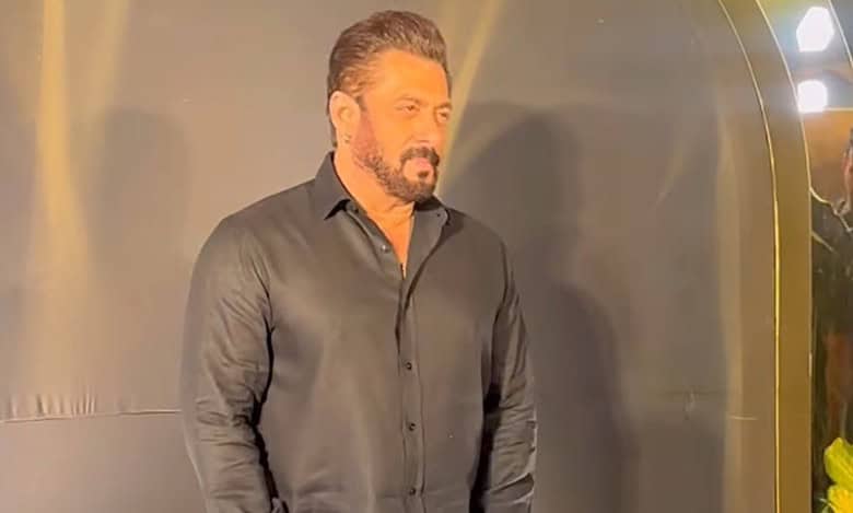 Surpise for fans on Salman Khan's birthday, guess what?
