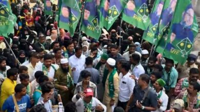 MLC Mirza Rahmat Baig leads AIMIM party cadre rally to Aramghar-Zoo Park flyover inauguration