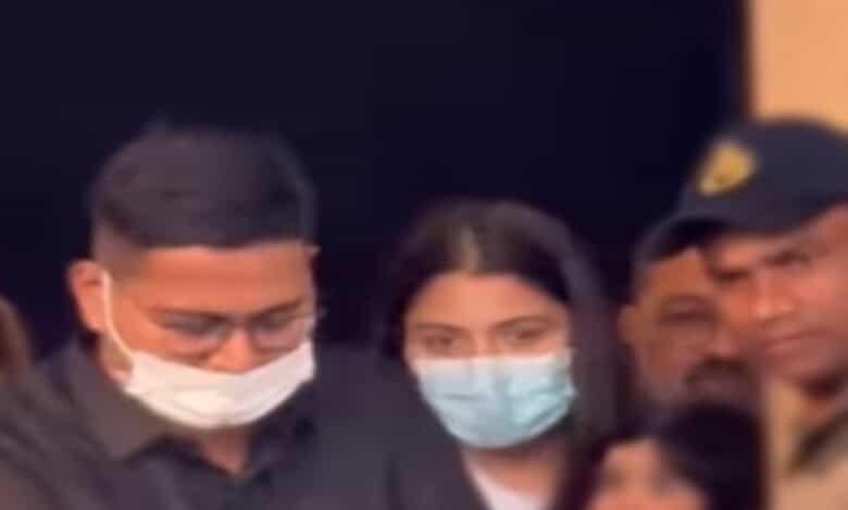 Virat Kohli, Anushka Sharma's son Akaay's face leaked online