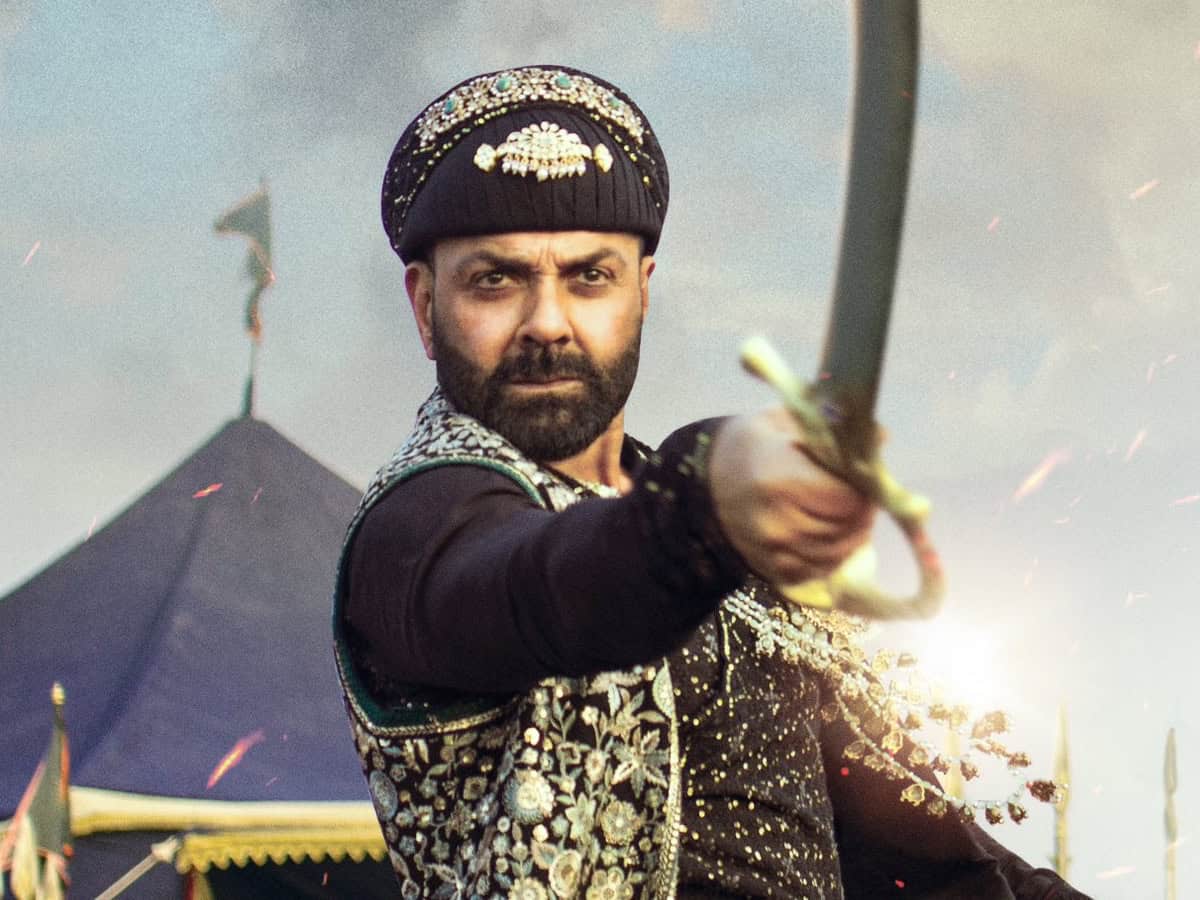 Bobby Deol’s look in Hari Hara Veera Mallu Released