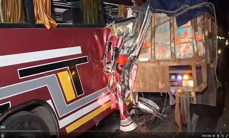 Telangana: Four migrant workers on way to Hyderabad die in bus accident
