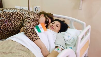 Urvashi Rautela urges netizens to pray for her mother as the latter recovers
