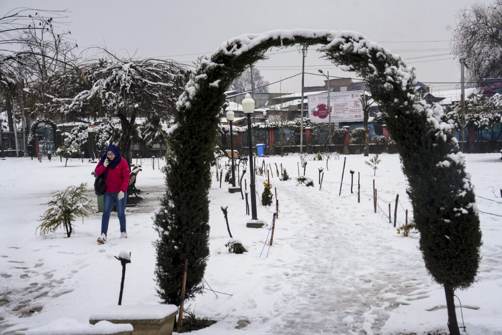 Snowfall in Srinagar