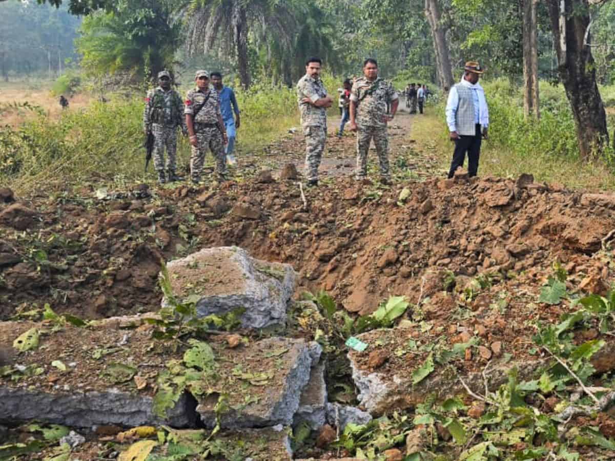 IED blast by Naxals kill 9, including 8 Jawans in Chhattisgarh