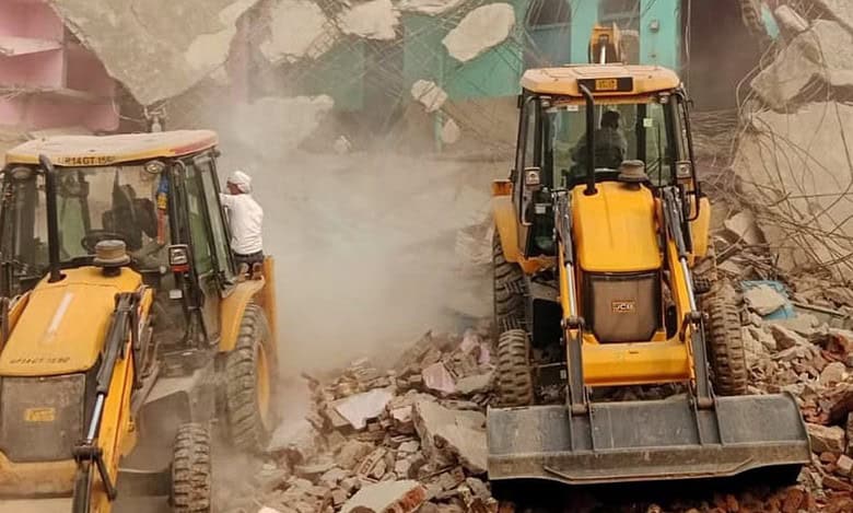 Buldozer action