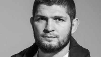 Ex-UFC champion Khabib Nurmagomedov deboarded from flight