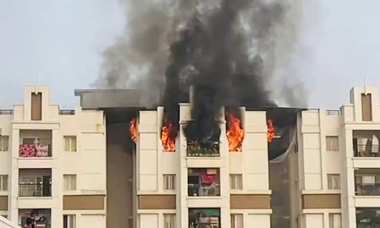 Massive fire breaks out at apartment in Hyderabad.