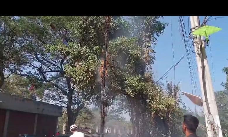 Fire breaks out at graveyard on Hyderabad's Puranapul road