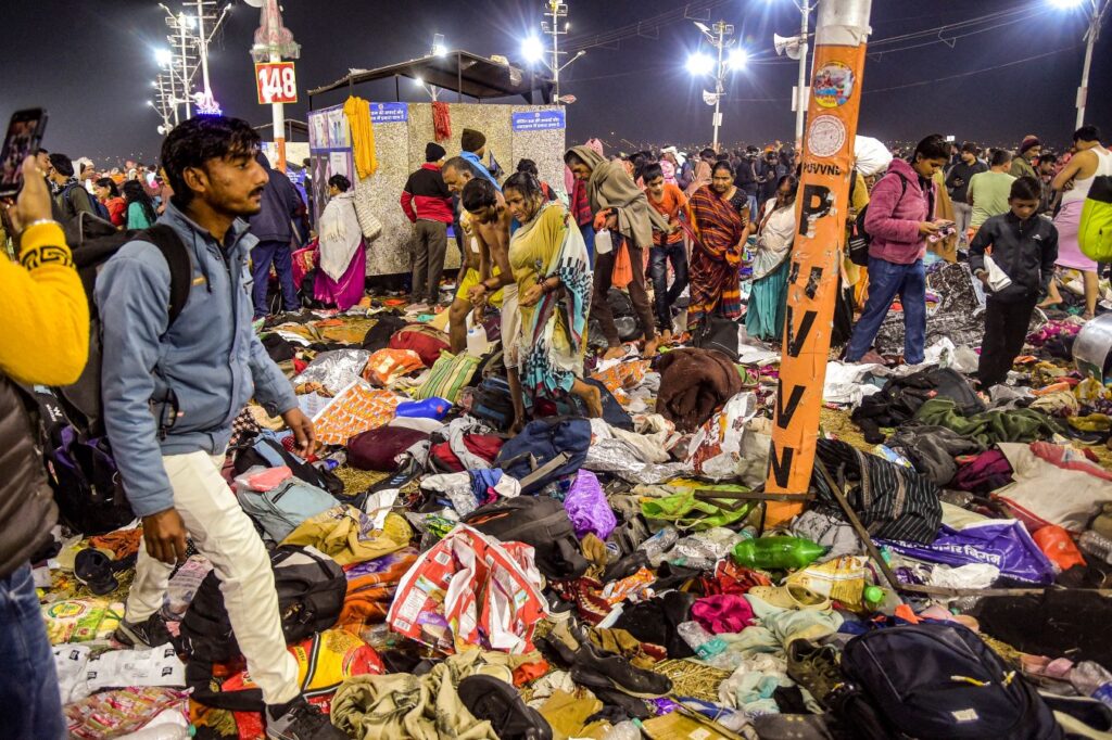 Near stampede on Mauni Amavasya during Maha Kumbh