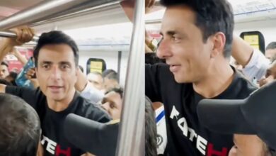 Sonu Sood travels in Mumbai Metro, interacts with fans